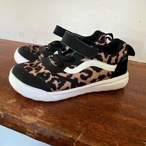 Vans Black/Tan Leopard sneakers. Size 9US